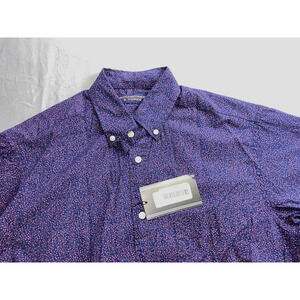Roundtree & Yorke Short Sleeve Button Front Sport Shirt. Purple Floral, Size S